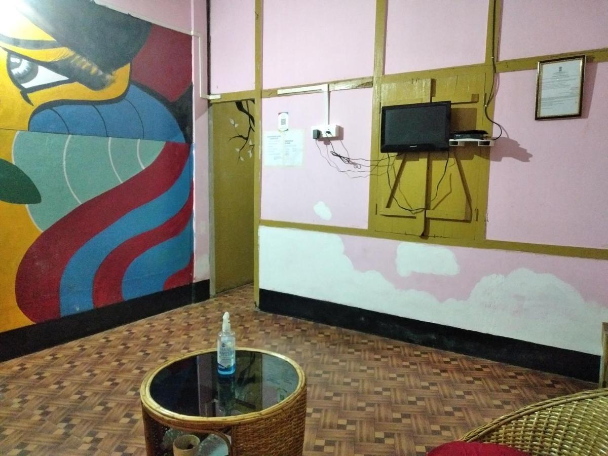 グワーハーティー Backpackers'Havenホステル エクステリア 写真
